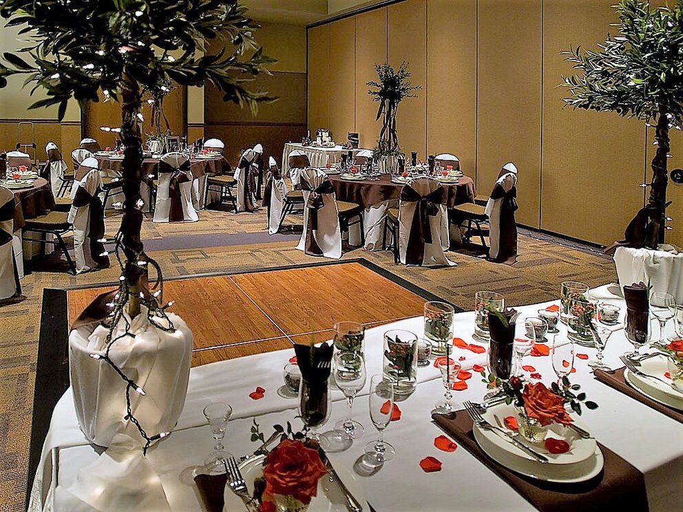 High Class Weddings & Events at King's Pointe Resort